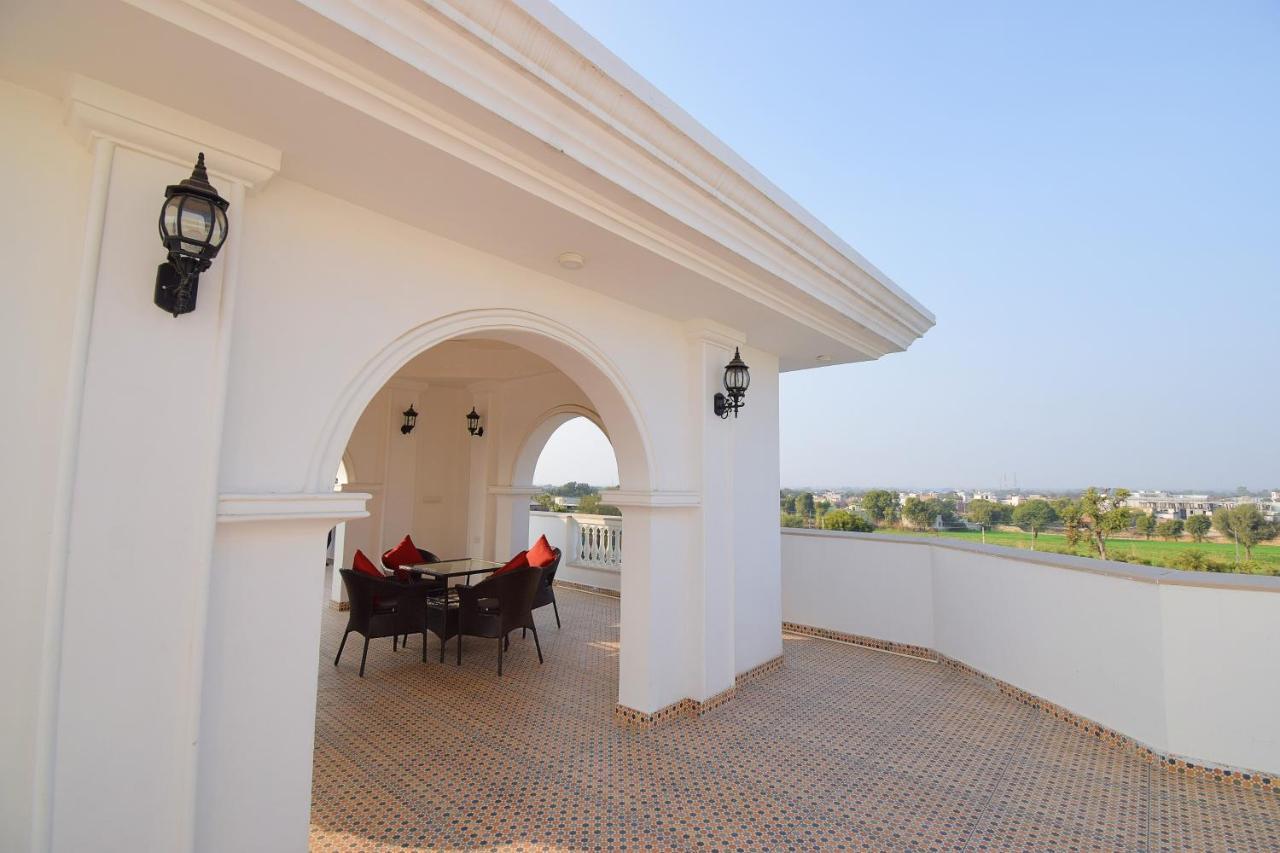 Umaid Farm Resort- A Legancy Vintage Stay In Dźajpur Zewnętrze zdjęcie