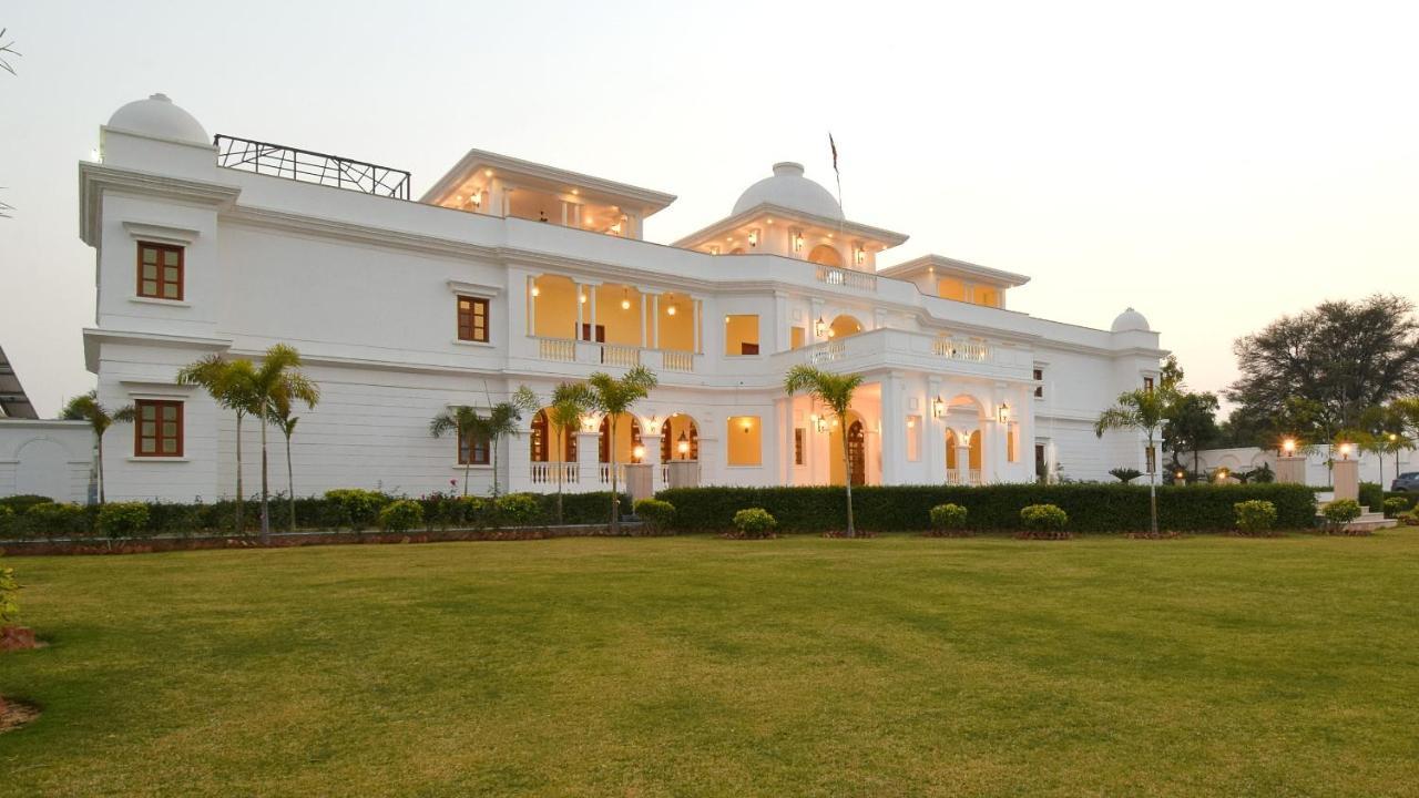 Umaid Farm Resort- A Legancy Vintage Stay In Dźajpur Zewnętrze zdjęcie